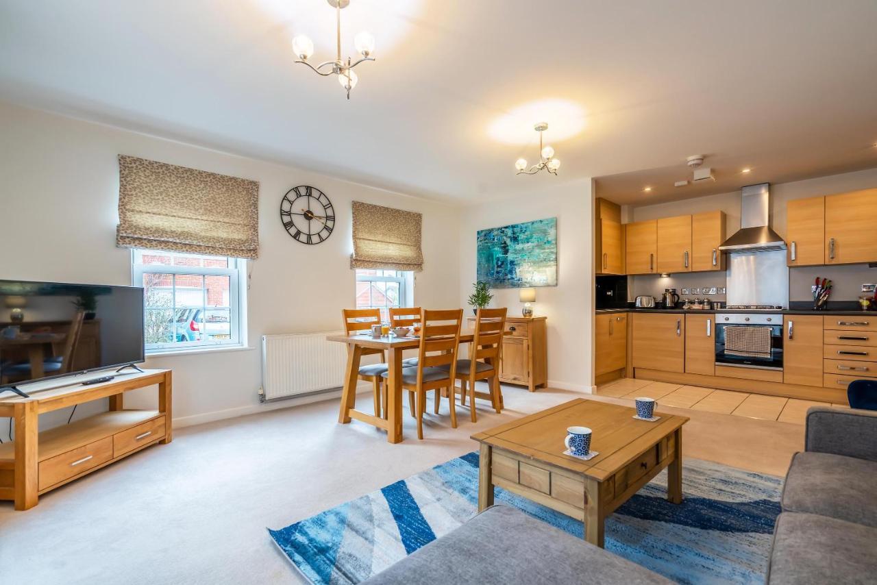 The Augustine - Modern Two Bed Ground Floor Apartment With Parking Кэнтербари Экстерьер фото